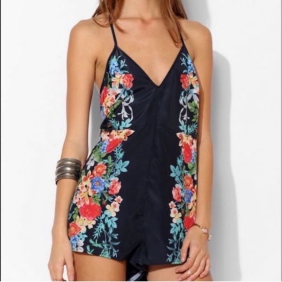 Keepsake Botanical Navy Floral Playsuit Romper Sz Small - Picture 5 of 15